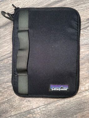 Patagonia Padded Tablet Case-Zip Around-For Kindle IPad Etc-Black-6.5" x 9"
